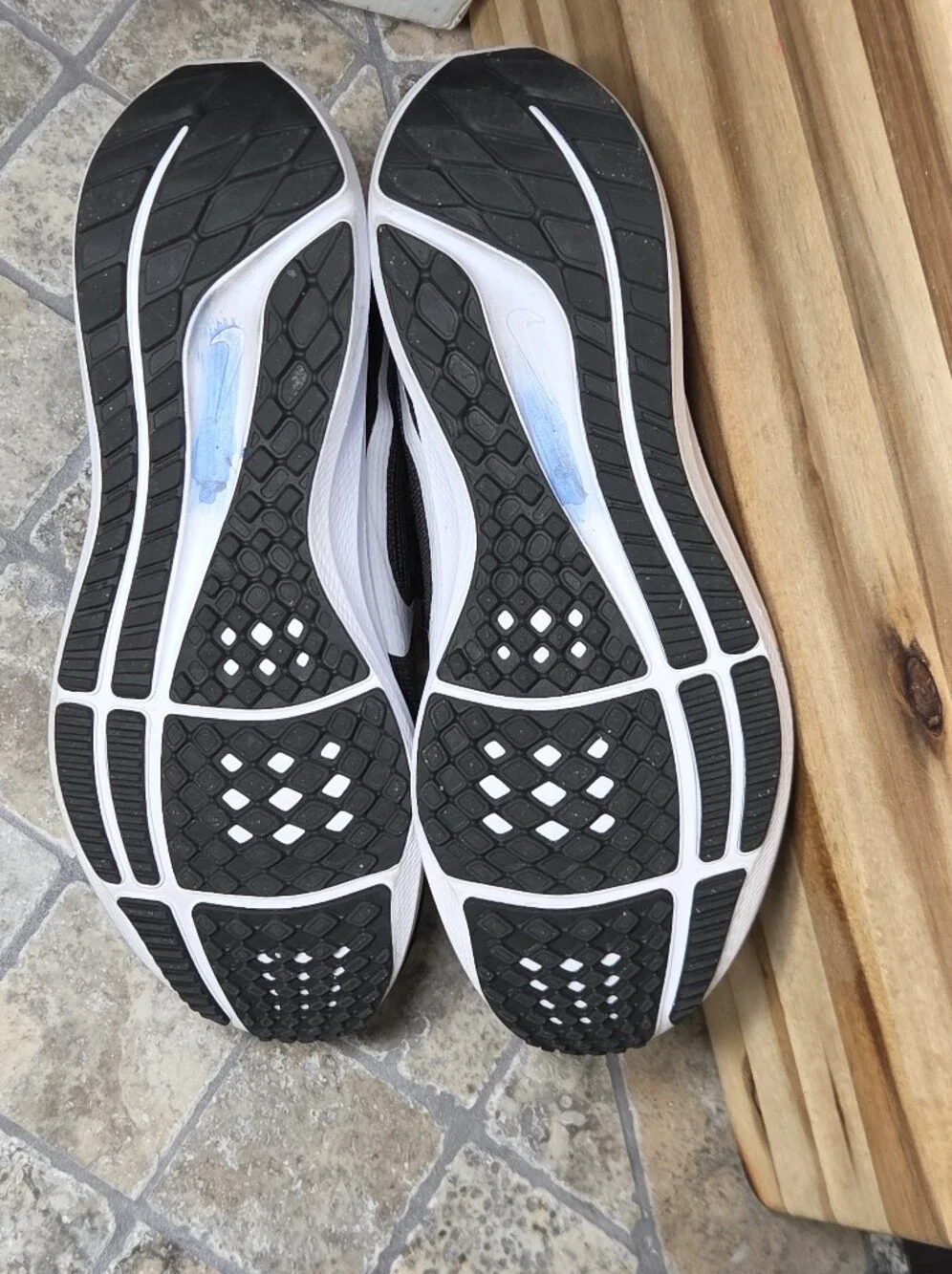 Nike Air Zoom Pegasus 40 Black White Running Sneakers DV3854-001 Women's 11 M